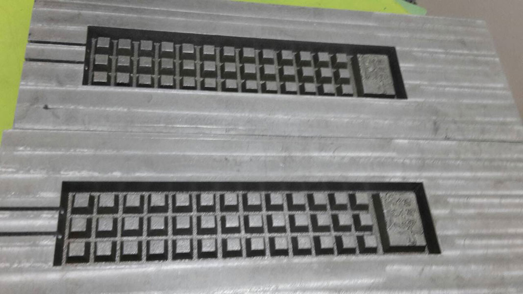 รับหล่องานเหล็กหล่อแบบขนม พร้อมเปิดแบบ casmetals.com